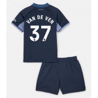 Tottenham Hotspur Micky van de Ven #37 Replika babykläder Bortaställ Barn 2023-24 Kortärmad (+ korta byxor)